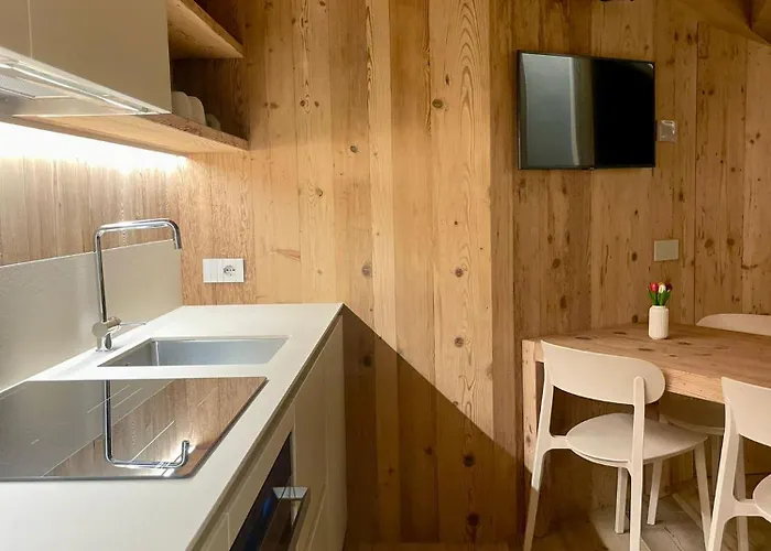 Pierita Stue Timo E Taneda * بورمْيو